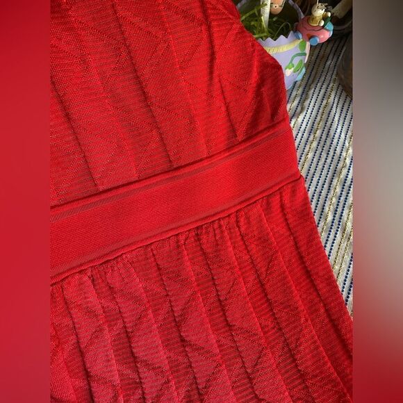 M Missoni Womens  Size 42 US 6 Sleeveless Sheath Knit Dress V Neck Red - Picture 14 of 16